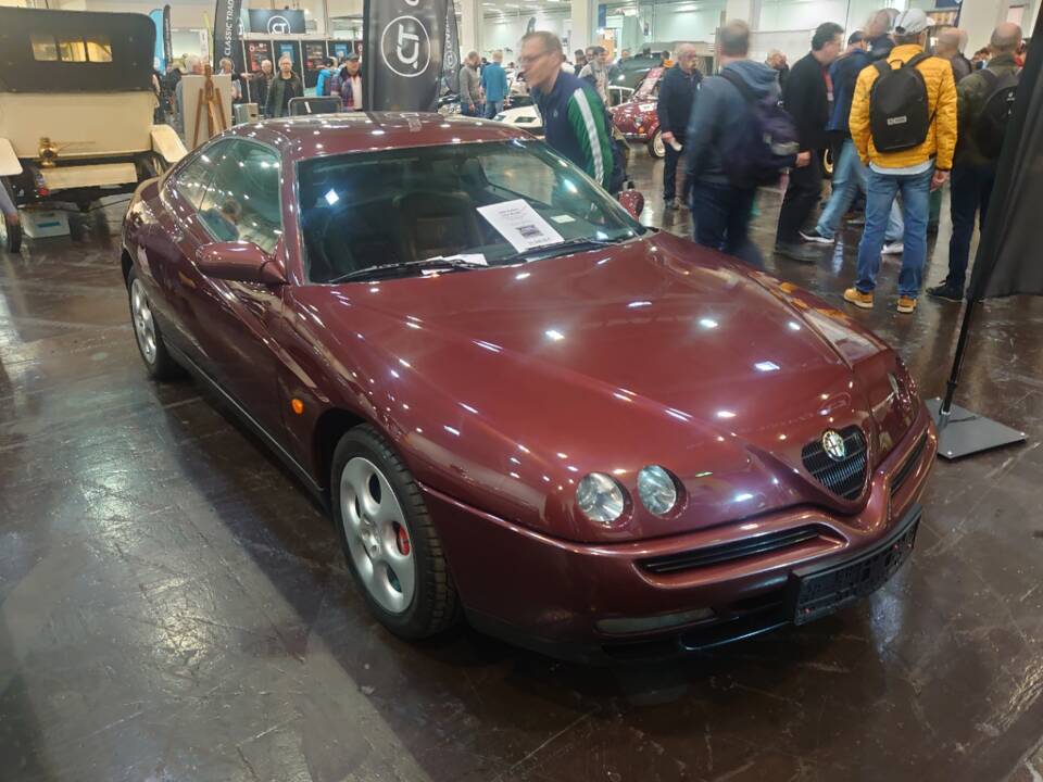 Image 2/5 of Alfa Romeo GTV 3.0 V6 24V (1998)