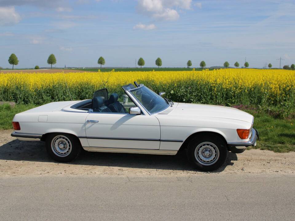 Image 5/16 de Mercedes-Benz 380 SL (1983)