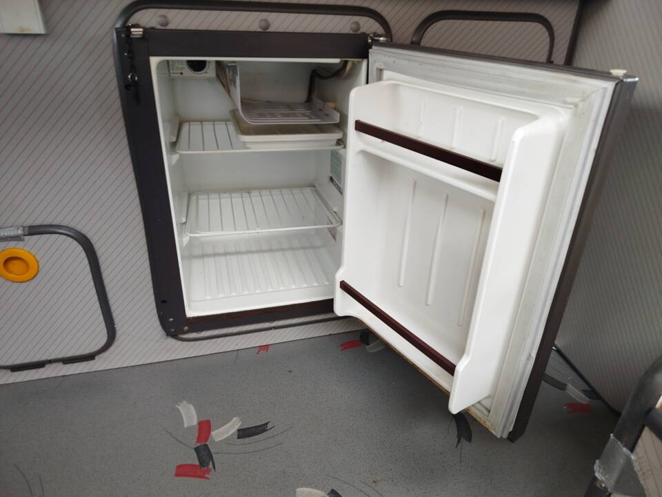 Image 16/50 of Volkswagen T3 Westfalia 1.6 TD (1985)