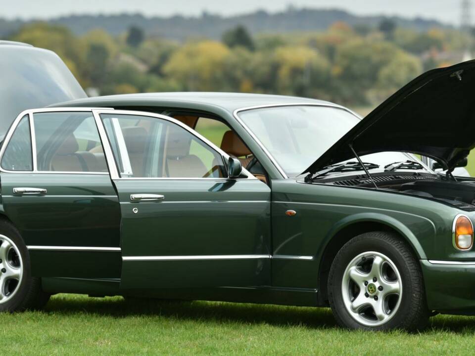 Immagine 25/50 di Bentley Arnage Green Label (1998)