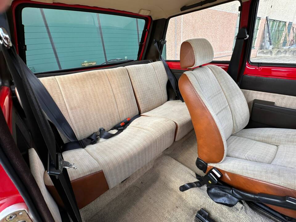 Image 27/36 of Innocenti Turbo De Tomaso (1984)