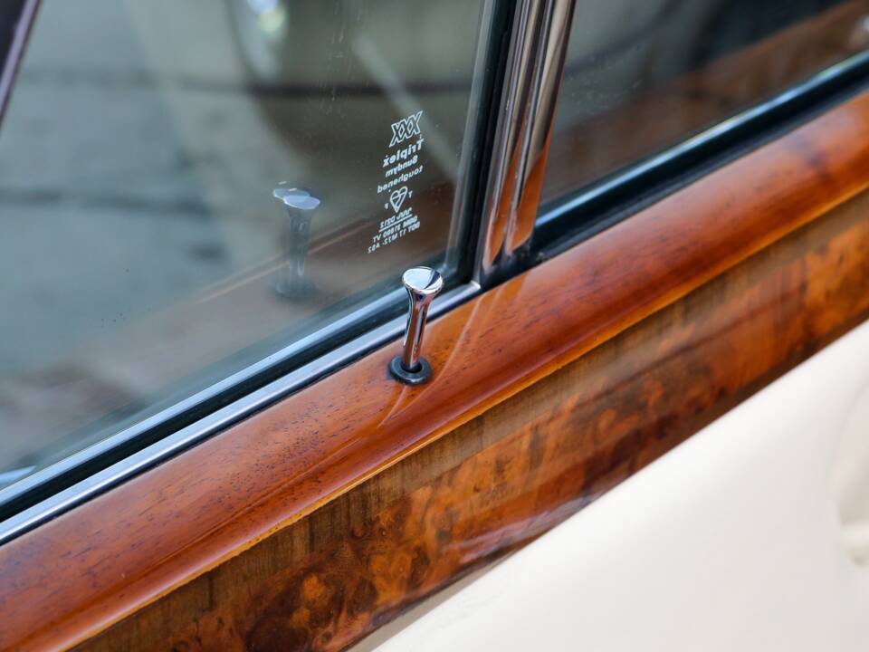 Immagine 136/196 di Bentley T 2 (1978)