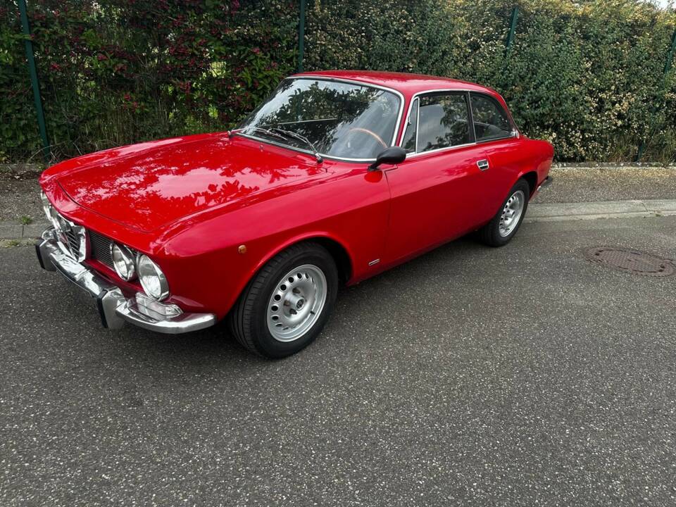 Image 9/11 of Alfa Romeo 2000 Spider Veloce (1974)