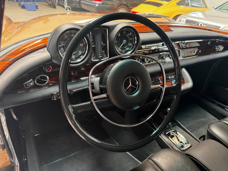 Imagen 16/26 de Mercedes-Benz 280 SE (1969)