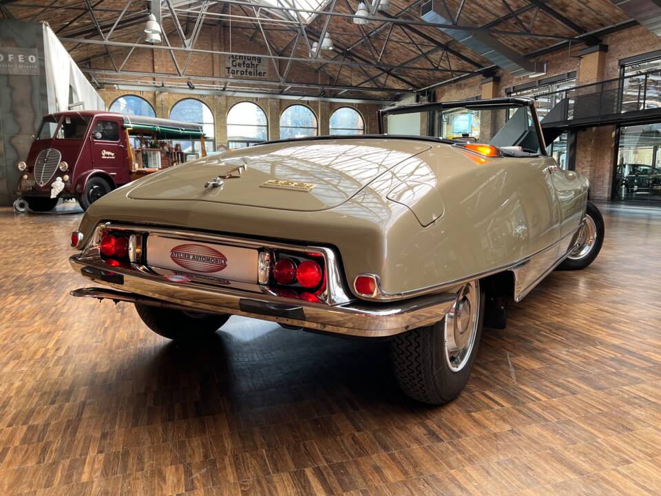 Imagen 16/31 de Citroën DS 21 Usine (1970)