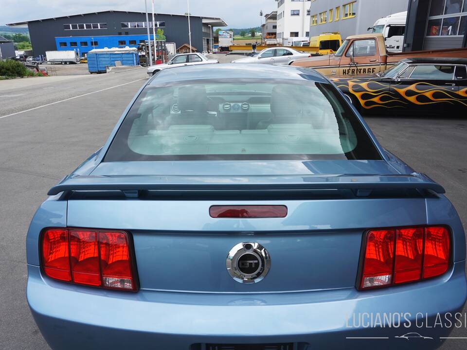 Bild 8/63 von Ford Mustang GT (2005)