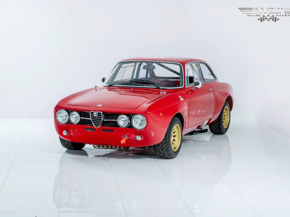 Bild 8/16 von Alfa Romeo Giulia 1750 GT Am (1969)