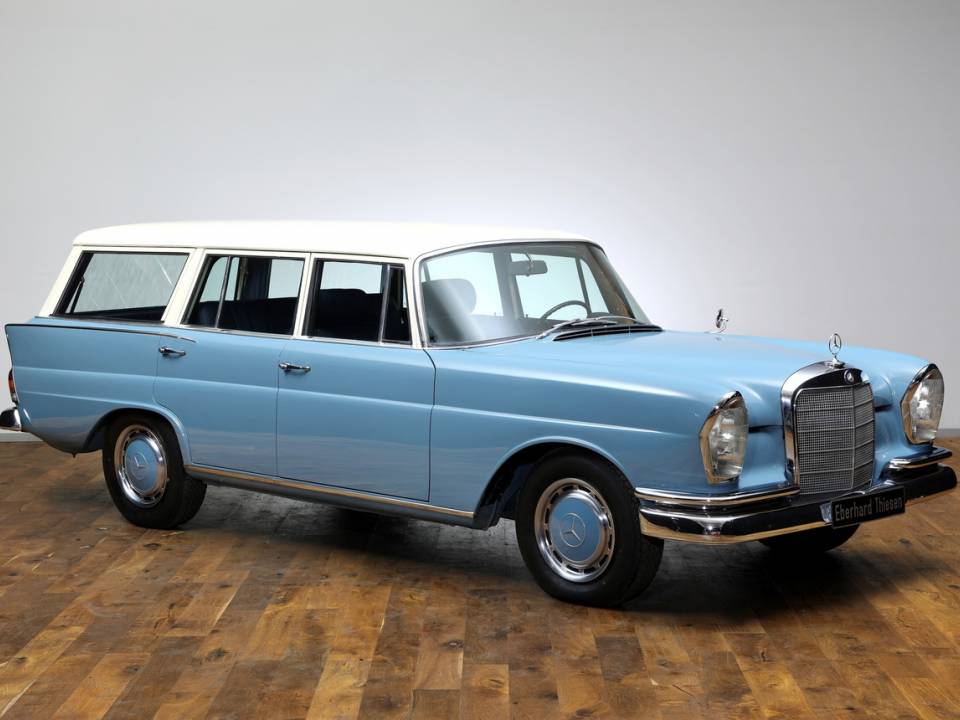 Bild 2/35 von Mercedes-Benz 230 S Universal (1968)