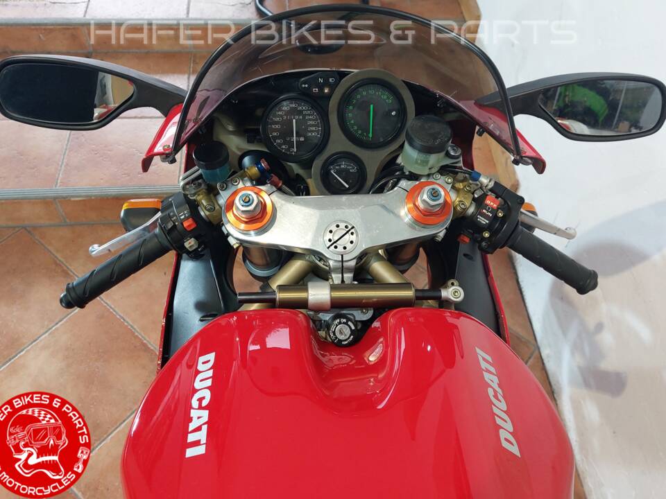 Obraz 17/38 pojazdu Ducati 916 (1998)