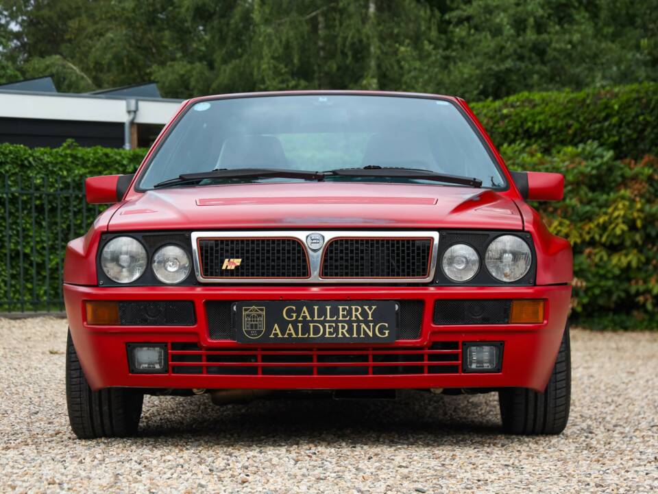 Bild 22/50 von Lancia Delta HF Integrale Evoluzione II (1994)