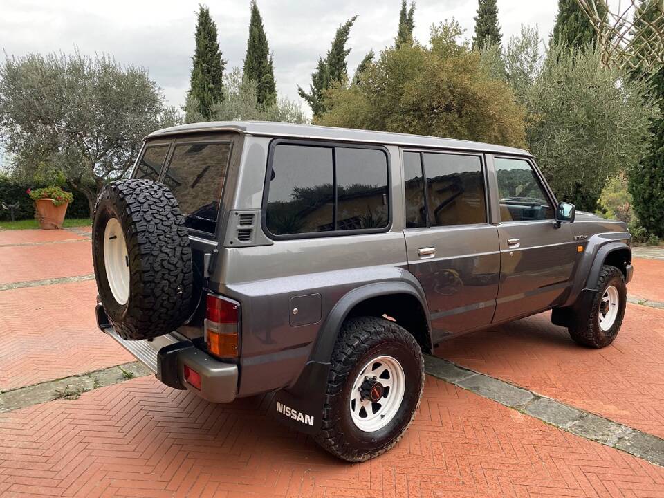 Image 2/8 of Nissan Patrol TD (1990)