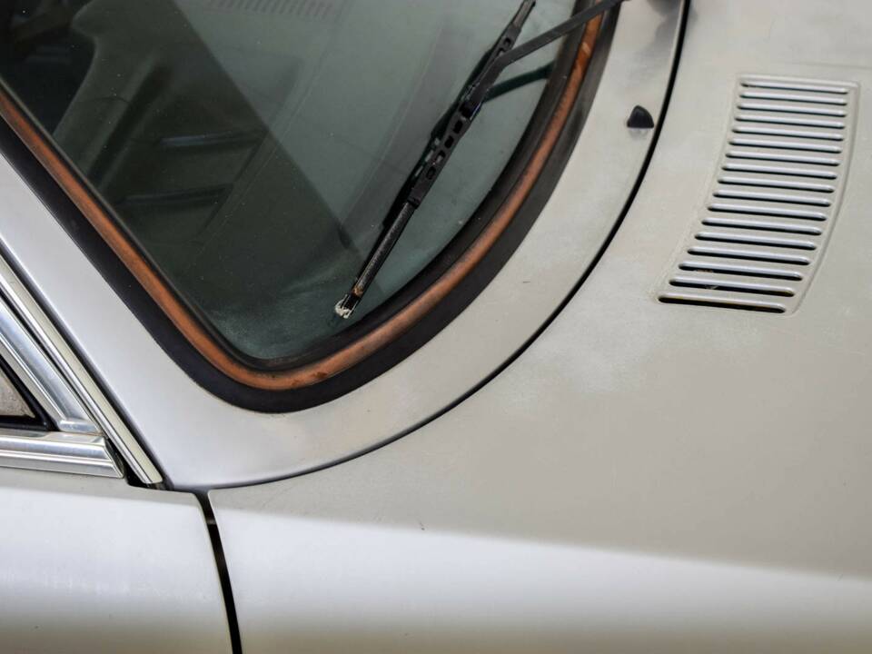 Image 45/50 of BMW 320i (1981)