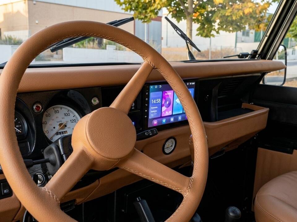 Immagine 7/15 di Land Rover 90 (1988)