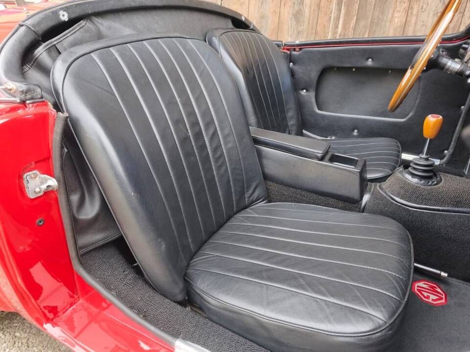 Image 10/24 of MG MGA 1500 (1959)