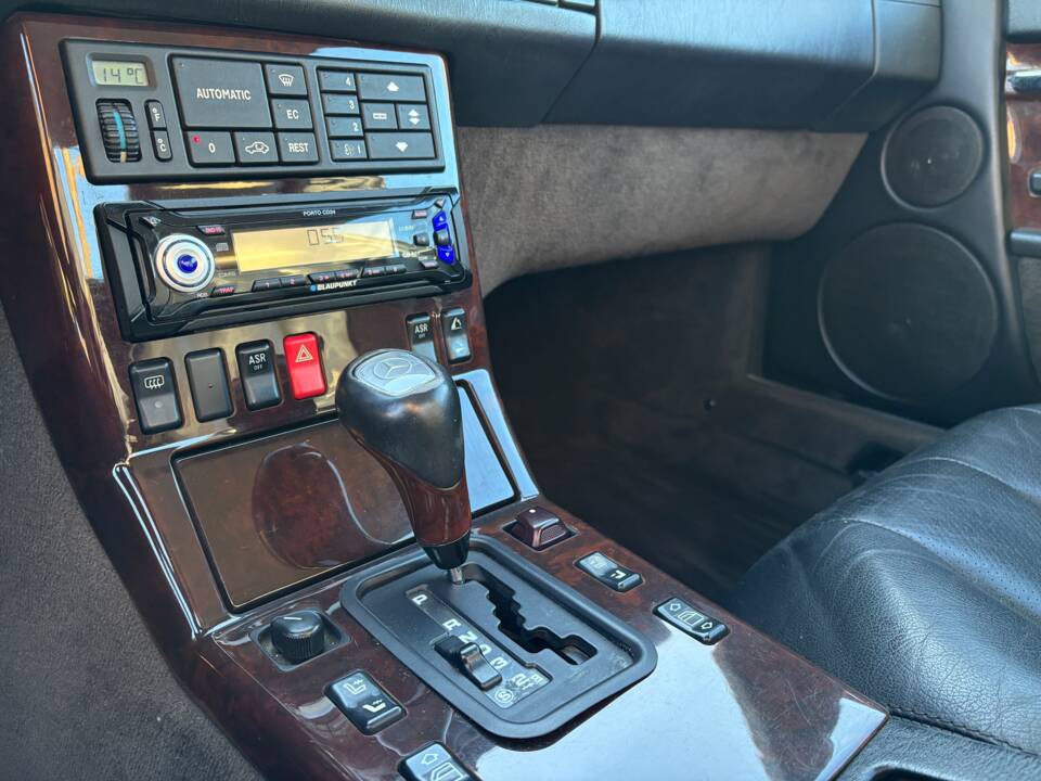 Afbeelding 39/64 van Mercedes-Benz SL 500 (1996)