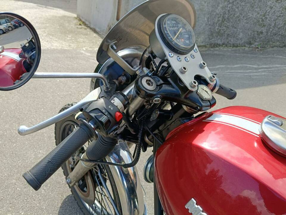 Immagine 38/45 di Moto Guzzi 254 (1976)