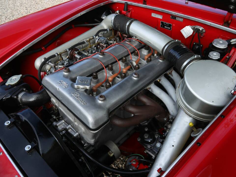 Image 4/50 of Alfa Romeo 2600 Spider (1962)