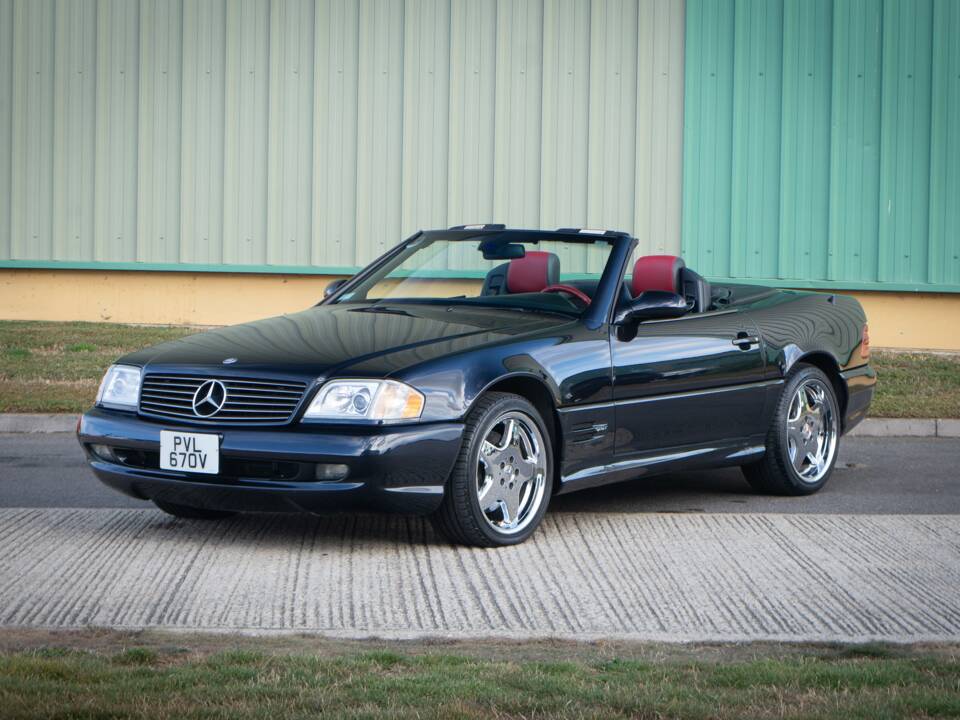 Bild 8/26 von Mercedes-Benz SL 500 (1999)
