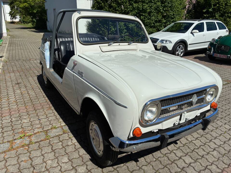 Image 2/10 of Renault R 4 Plein Air (1969)