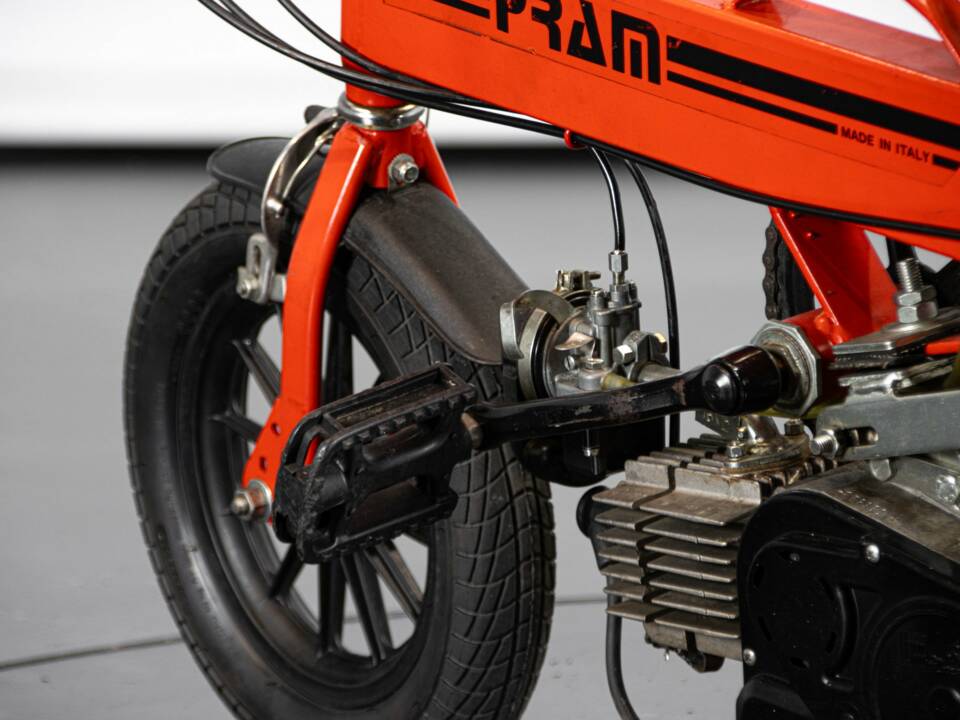 Bild 24/50 von Pram 50 (1979)