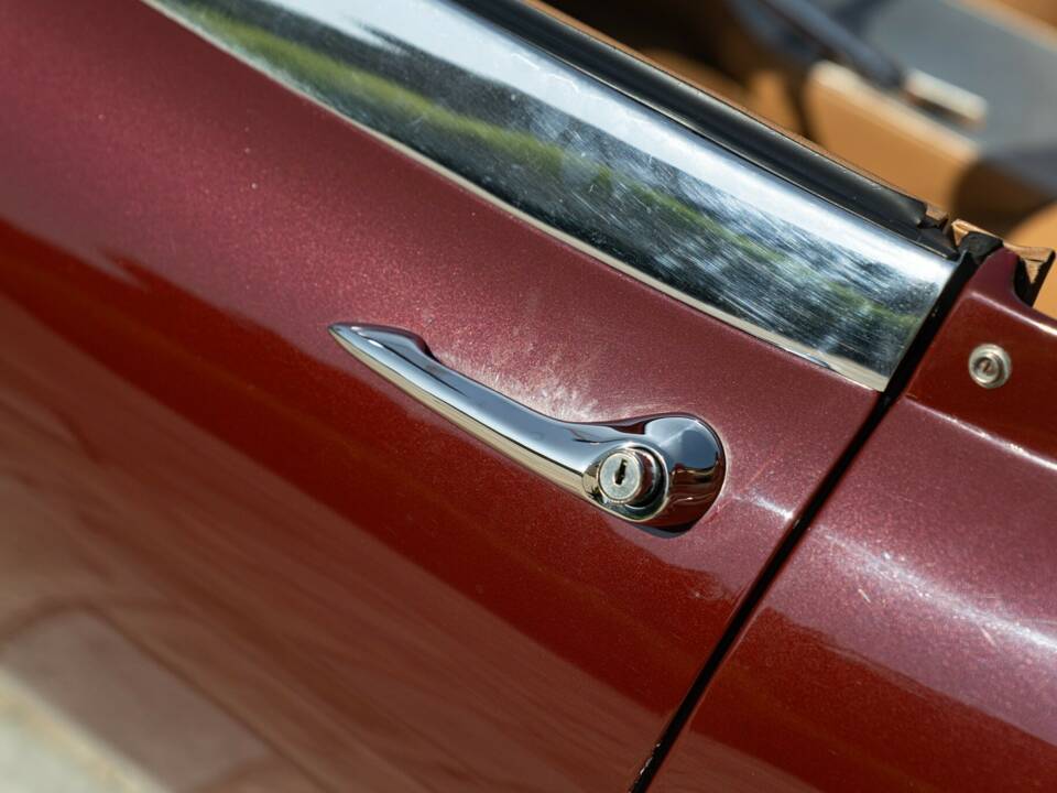Image 36/50 de Jaguar E-Type 3.8 (1964)