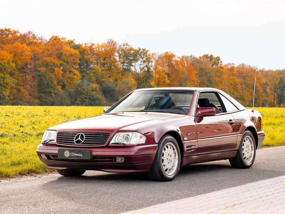 Image 2/47 of Mercedes-Benz SL 280 (1996)