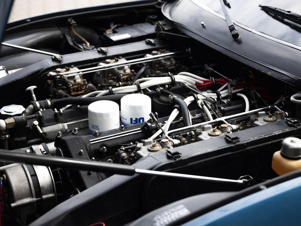 Imagen 36/36 de Ferrari 365 GTC/4 (1972)