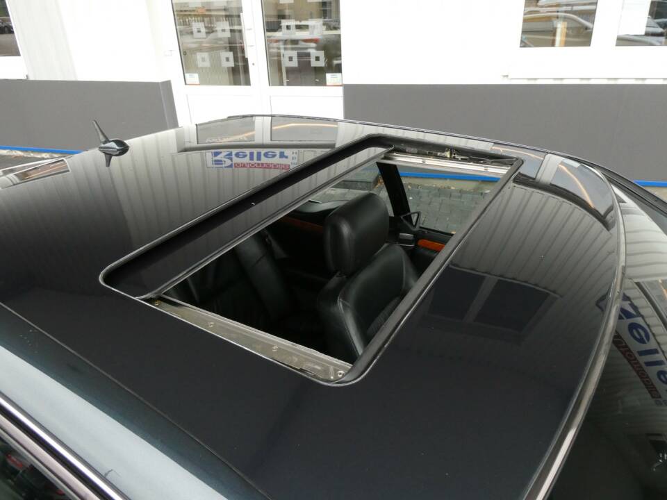 Bild 19/20 von Mercedes-Benz S 420 C (1996)