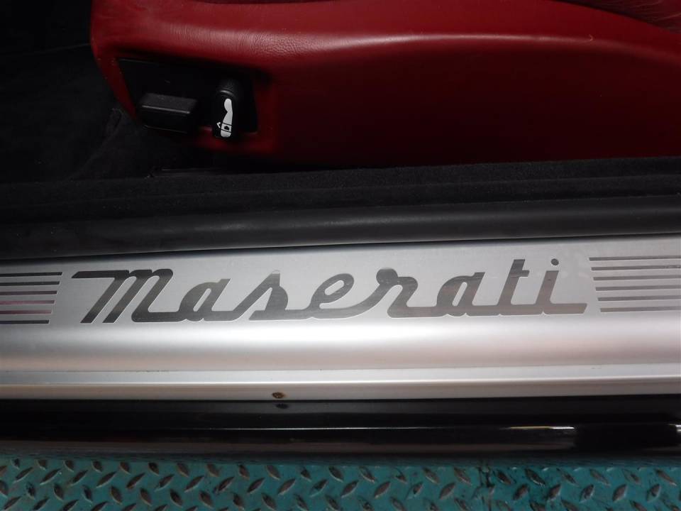 Afbeelding 3/34 van Maserati 3200 GT (2000)