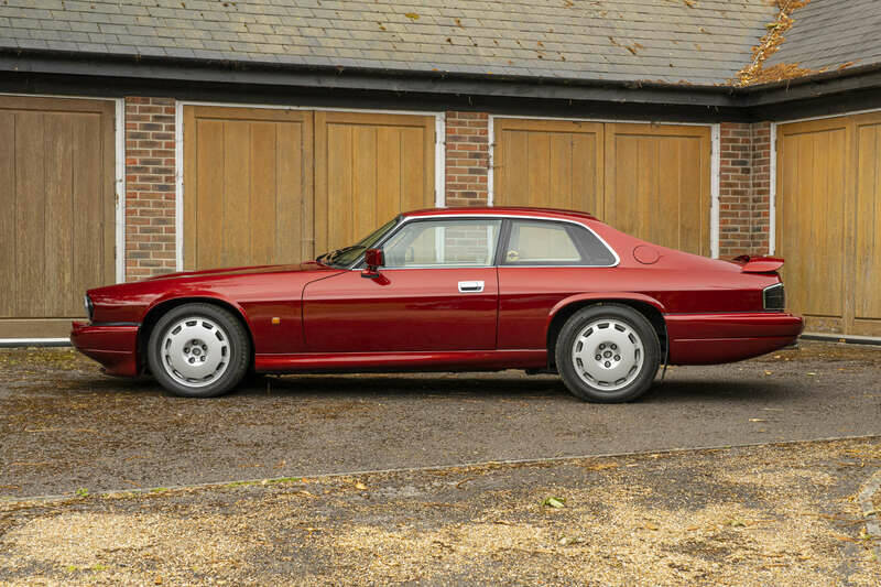 Image 5/50 of Jaguar XJS 6.0 (1993)