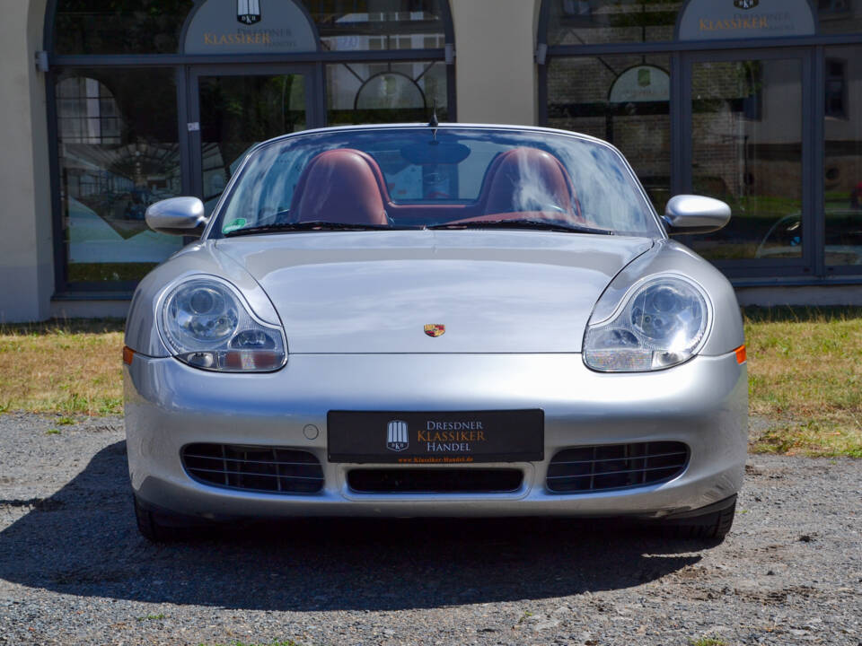 Immagine 18/30 di Porsche Boxster S (2000)