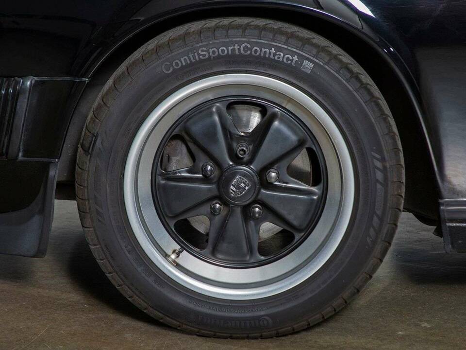 Bild 15/25 von Porsche 911 Carrera 3.2 (1987)