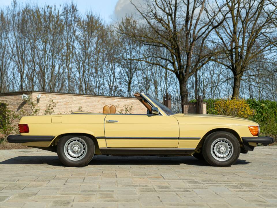 Image 4/50 of Mercedes-Benz 450 SL (1977)