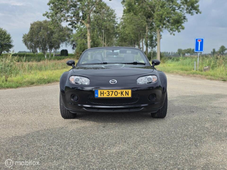 Immagine 3/31 di Mazda MX-5 1.8 (2006)