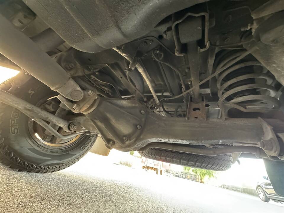 Immagine 42/45 di Toyota Land Cruiser FJ80 (1994)