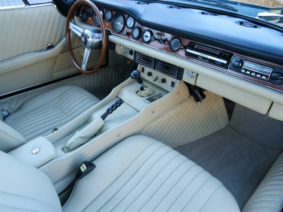 Image 34/50 de ISO Grifo GL 300 (1973)