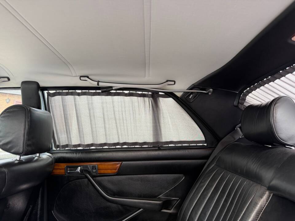 Bild 42/57 von Mercedes-Benz 500 SEL (1982)