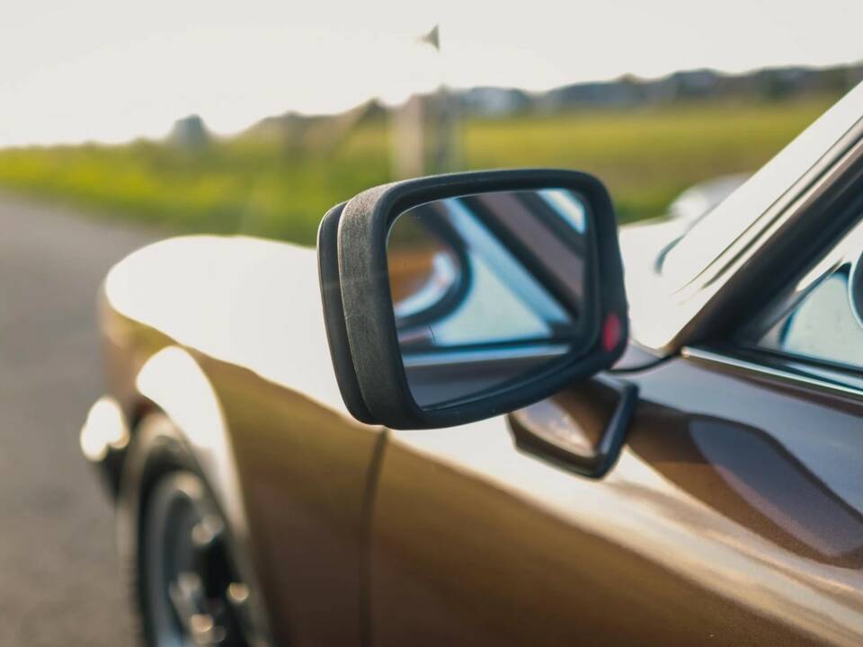 Immagine 28/35 di Porsche 911 2.7 (1976)