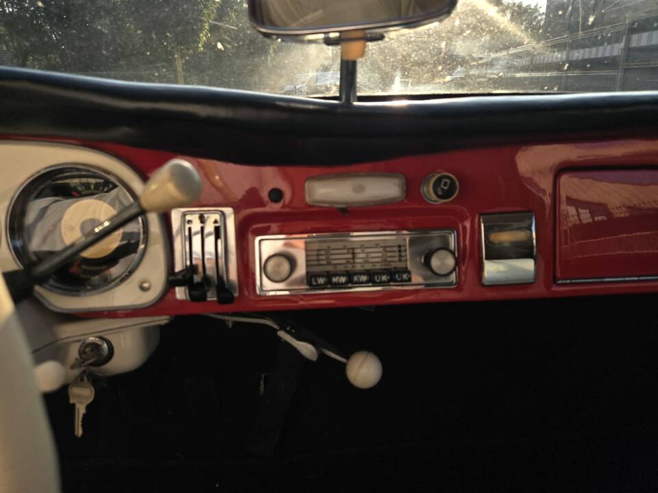 Image 9/11 of DKW Auto Union 1000 Special Roadster (1962)