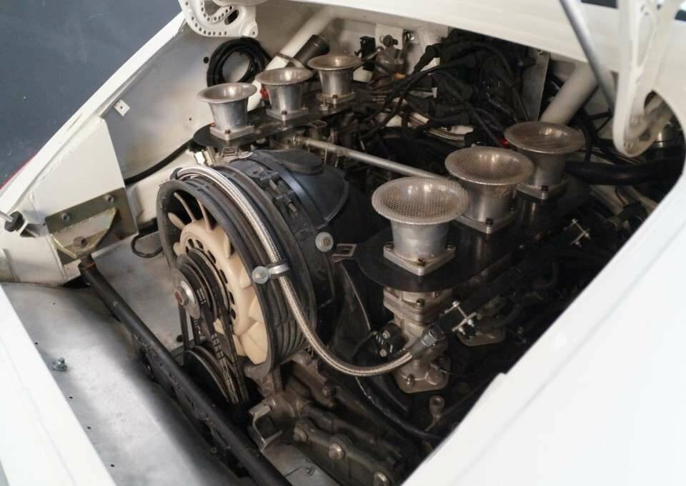 Image 47/50 of Porsche 911 GT3 RSR (1977)