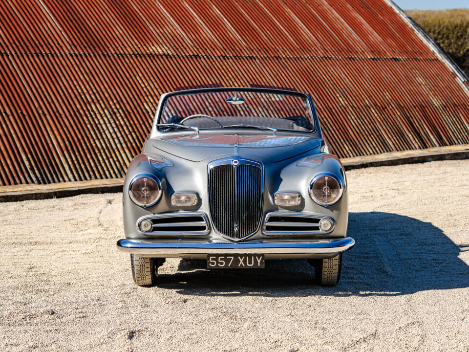 Image 4/37 of Lancia Aurelia B50 (1951)