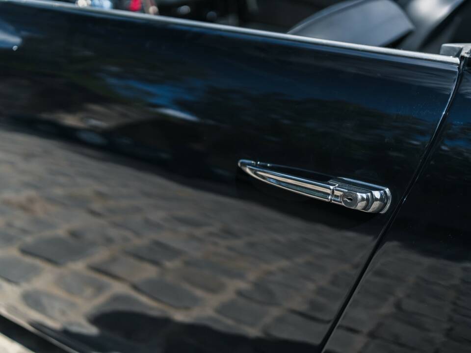 Afbeelding 24/75 van Aston Martin DB 5 Volante (1964)