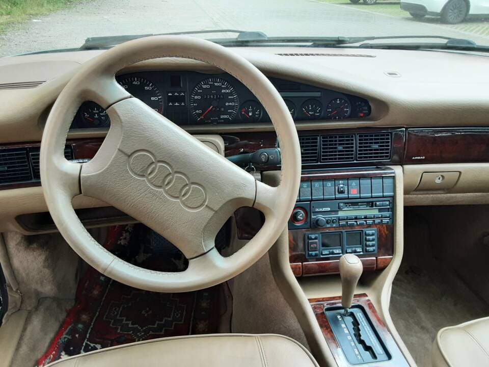 Bild 11/13 von Audi V8 4.2 (1993)