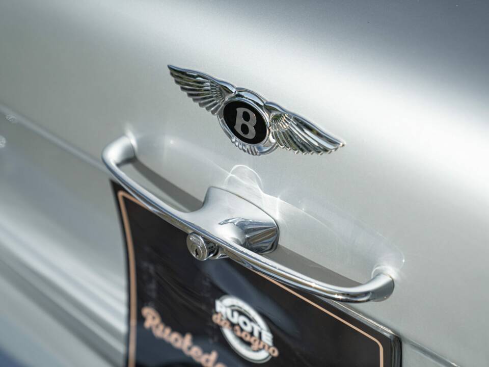 Image 29/50 of Bentley T 1 (1975)