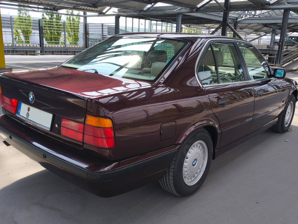 Bild 4/32 von BMW 520i (1994)