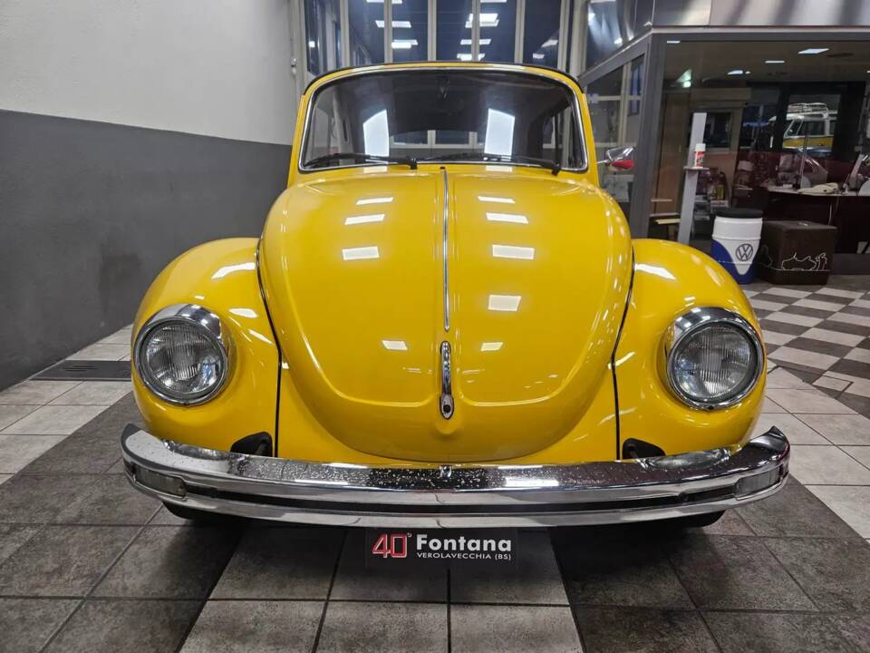 Imagen 2/18 de Volkswagen Beetle 1303 (1975)