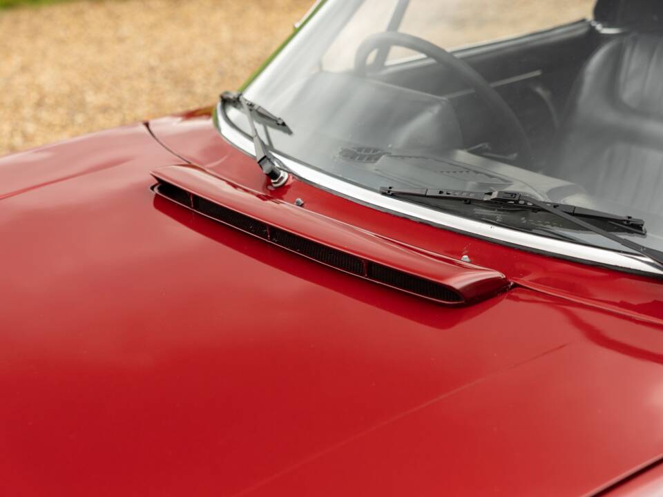Image 39/45 of Peugeot 504 Convertible (1974)