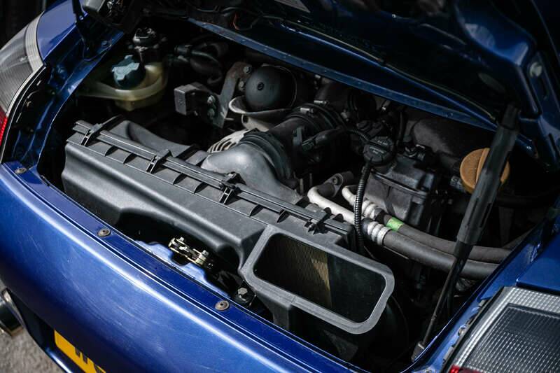 Immagine 27/42 di Porsche 911 GT3 (2000)