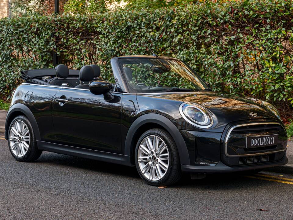 Imagen 2/28 de Mini Cooper (2023)