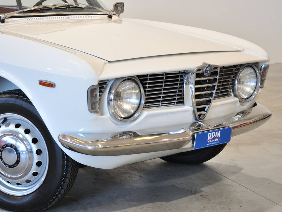 Bild 6/30 von Alfa Romeo Giulia 1600 Sprint GT (1964)